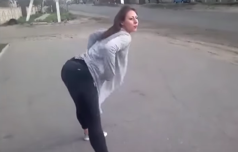 White girl twerking